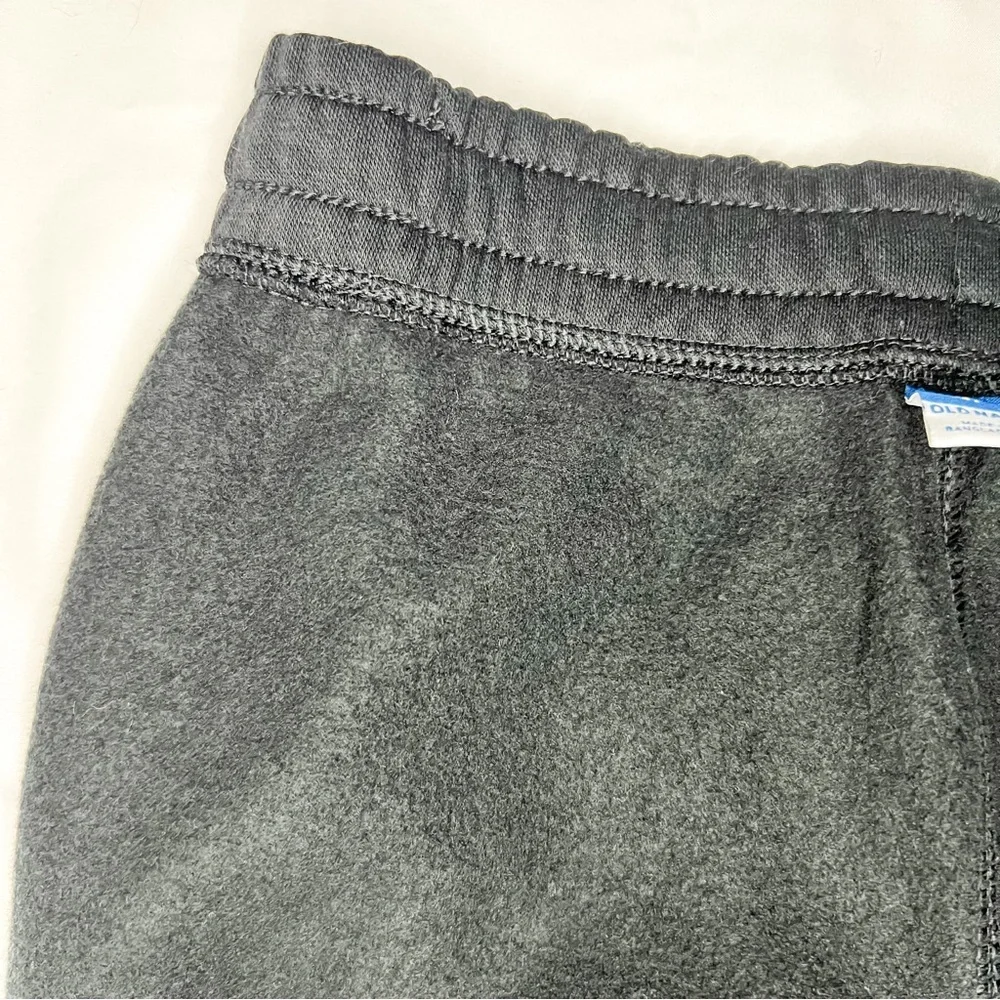Old Navy | Gender-Neutral Sweatpants for Kids | M (8)